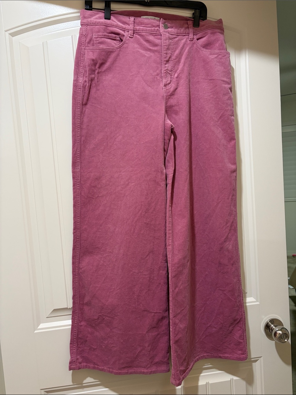 Wide-Leg Corduroy Pants in Pink